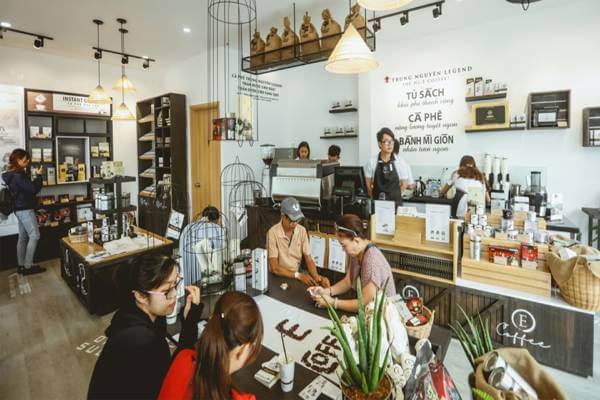 Nhiều người lựa chọn khởi nghiệp kinh doanh quán cà phê